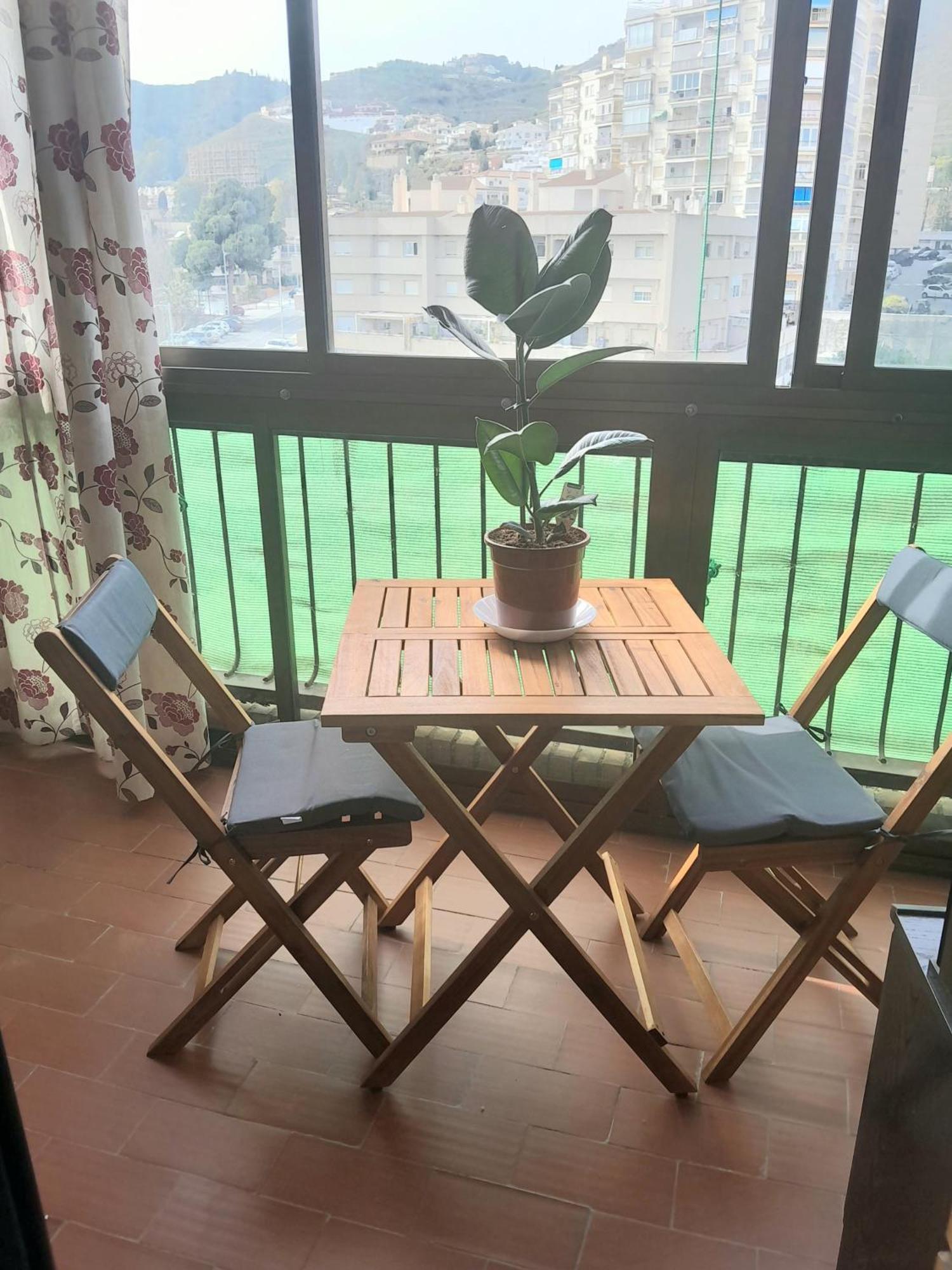 Room In Shared Apartment With Parking Almunecar Exterior photo